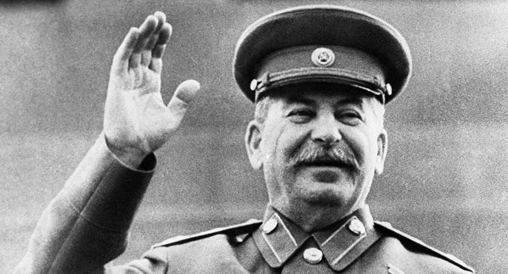 Iosif  Stalin