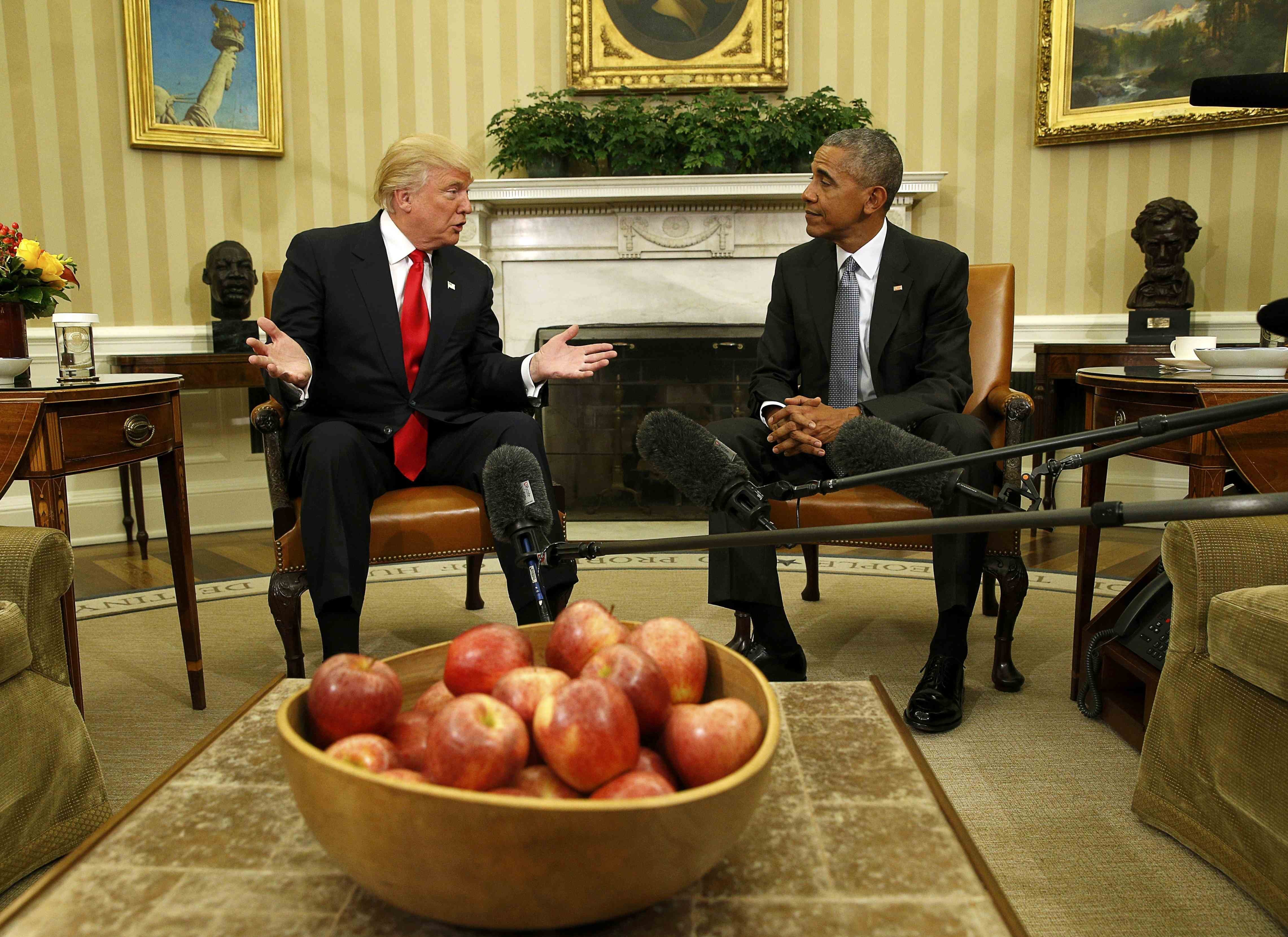 US President Barack Obama meets with President-elect Donald Trump to discuss transition plans in the White House Oval Office in Washington, US, November 10, 2016.