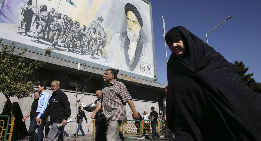 Lãnh tụ tối cao của Iran công nhận quyền đối lập ôn hòa của công dân