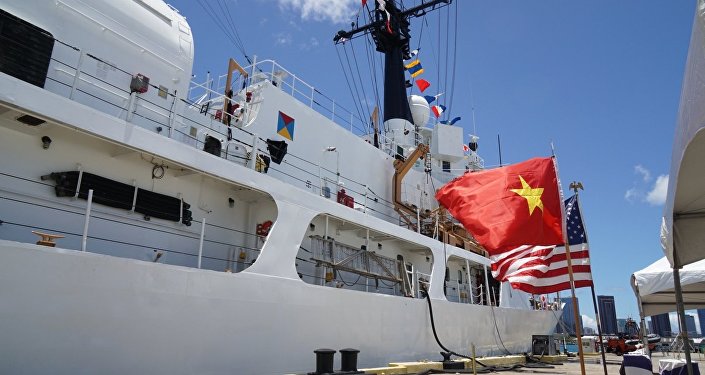 Tàu USCGC Morgenthau lớp Hamilton được chuyển giao cho Cảnh sát biển Việt Nam tại buổi lễ ở Hawaii sáng 25/5